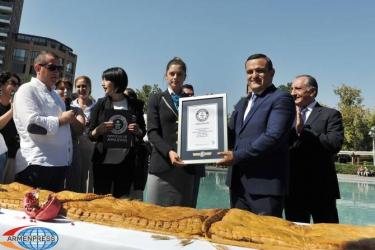 Հայկական գաթան գրանցվեց Գինեսի ռեկորդների գրքում