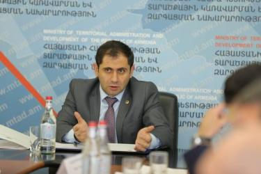 Սուրեն Պապիկյանը ՀՀ մարզպետների նոր կազմով խորհրդակցություն է անցկացրել