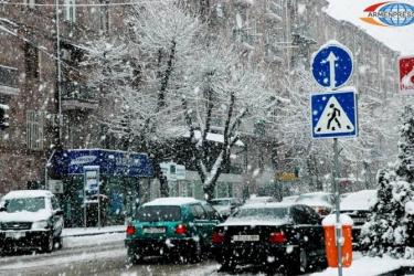 Հանրապետության մի շարք ավտոճանապարհներին ձյուն է տեղում. Ստեփանծմինդա– Լարսը բաց է