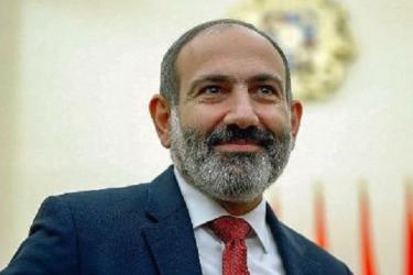 «Մտքով, աշխատանքով եւ դուխով». Նիկոլ Փաշինյանը շնորհավորել է ՀՀ Սահմանադրության օրը