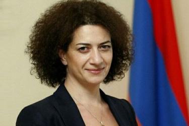 Աննա Հակոբյանն անդրադարձել է դստեր 20-ամյակի կապակցությամբ արված ամոթալի հրապարակումներին