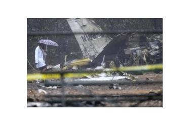 ԱՄՆ-ում ինքնաթիռն ընկել է ֆուտբոլի դաշտի մեջ, կա 4 զոհ (տեսանյութ)