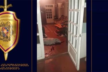 Տղամարդը դանակով հարձակվել է կնոջ ու տղայի վրա. տղան նույն դանակով սպանել է հորը